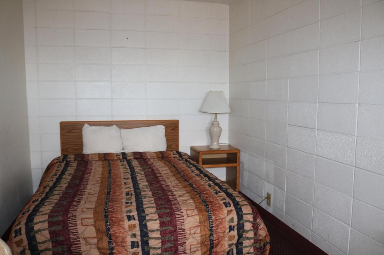 Dakota Inn Huron ภายนอก รูปภาพ