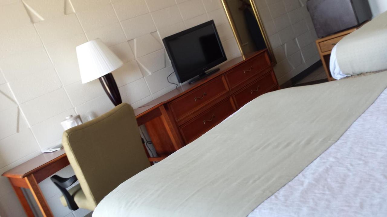 Dakota Inn Huron ภายนอก รูปภาพ